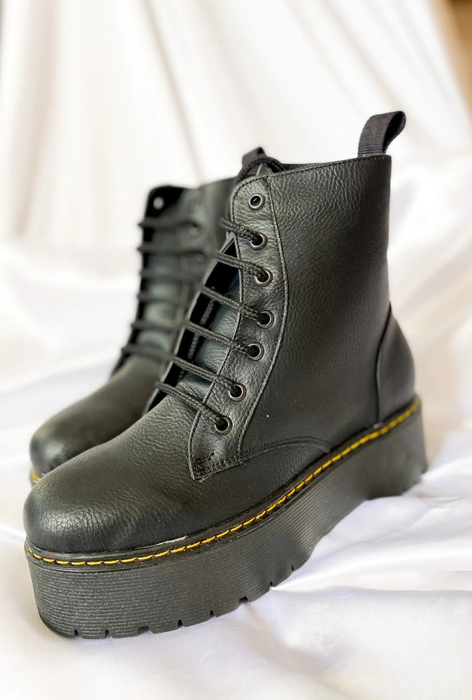 Sara Boots