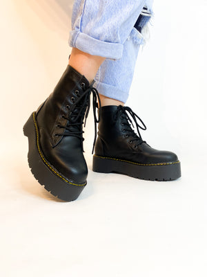 Sara Boots